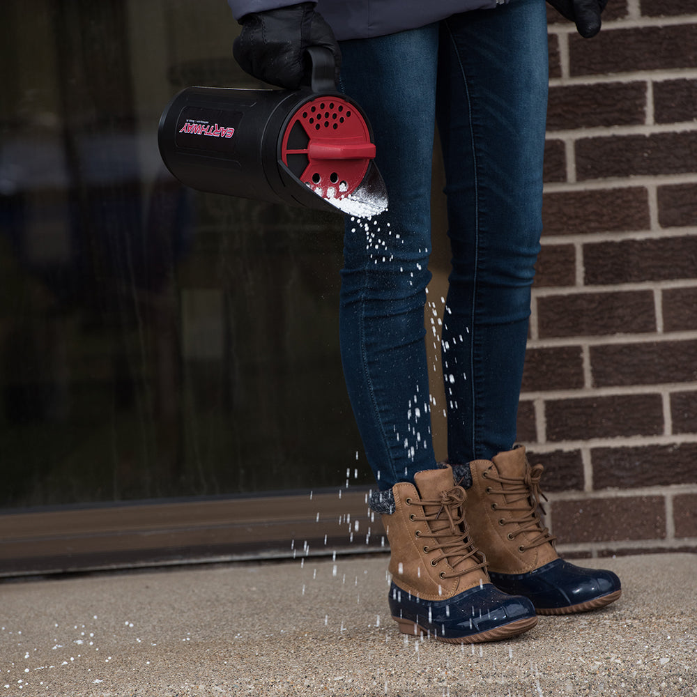 Broadcast Spreader | Seed, Fertilizer & Ice Melt | 3 Pound Capacity | Hand Held | Earthway 17012