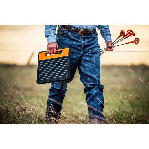 Gallagher S120 Lithium Solar Fence Energizer | 1.2J | 35 Miles | G352404