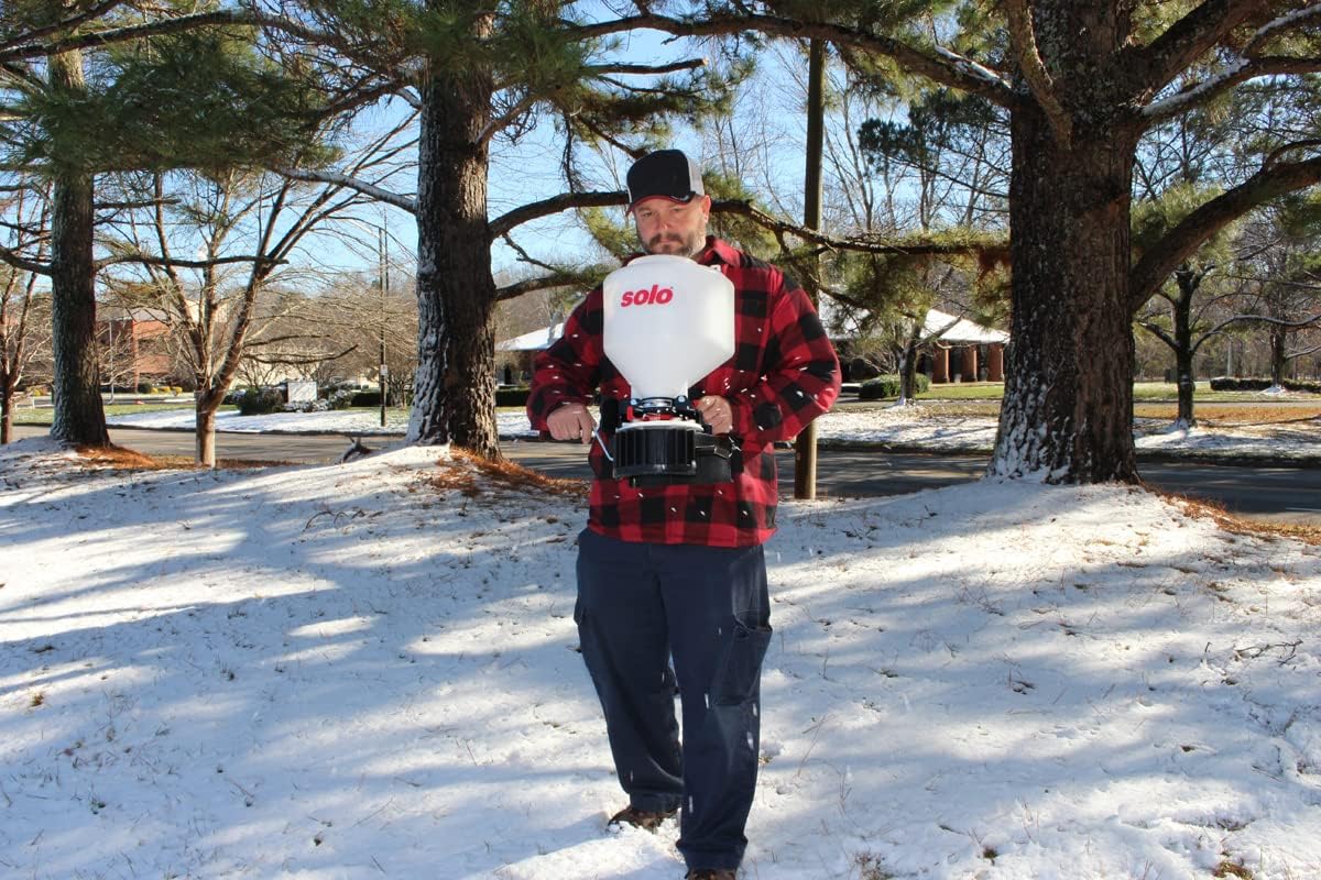 Broadcast Spreader | Seed, Fertilizer & Ice Melt | 20 Pound Capacity | Hand Crank | Solo 421