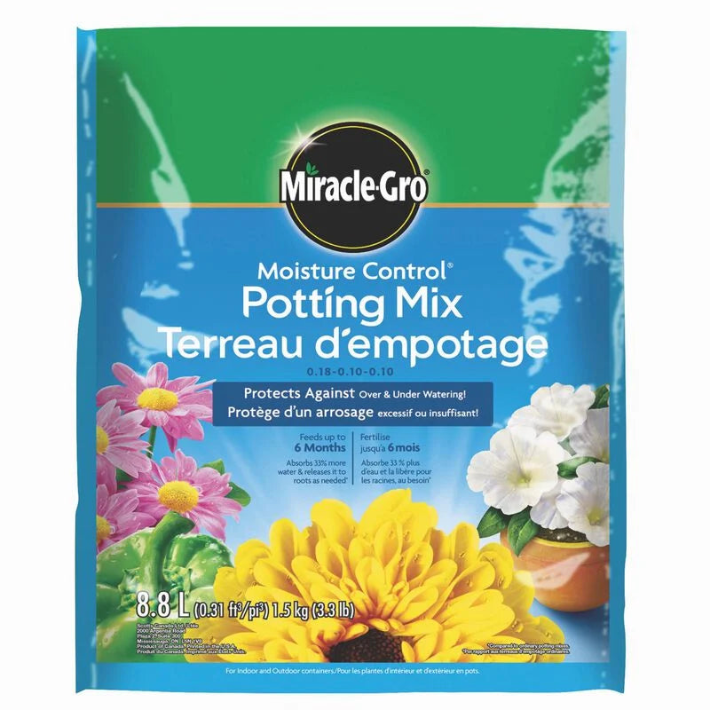 Miracle-Gro Moisture Control Potting Mix 8.8L | Container Soil