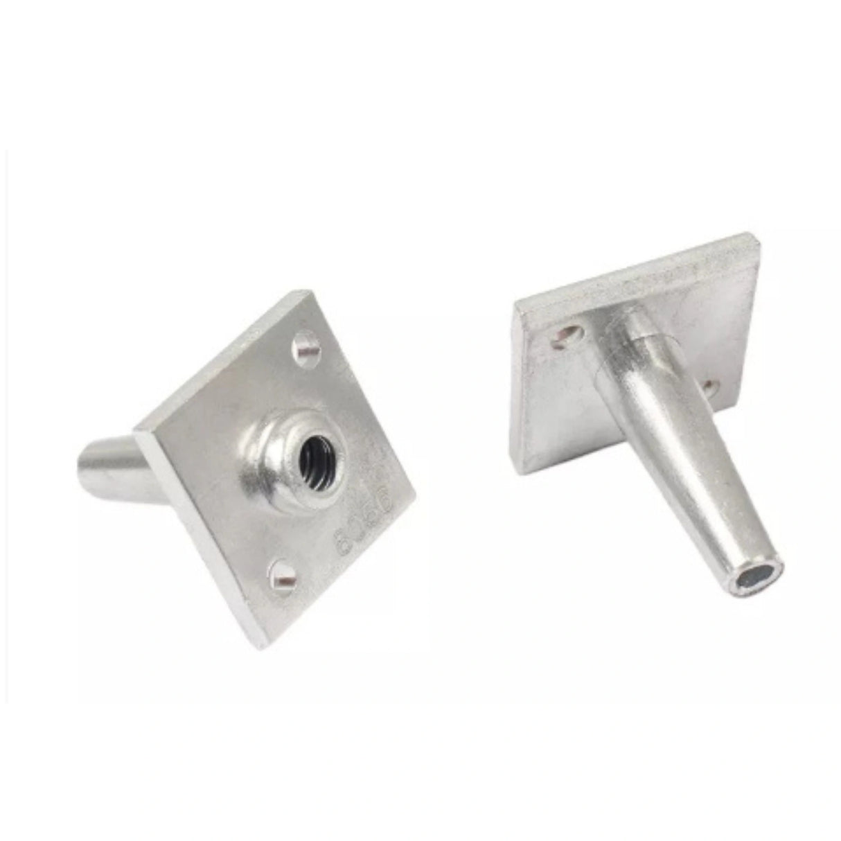 Close-up of Purity Feed Wire Joiners and Wire Vises 5064 Size on a white background